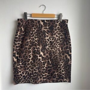 Leopard Print Straight Skirt-Knee Length size M